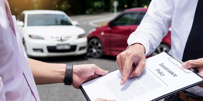 How To File A Car Insurance Claim The Right Way: A Step-By-Step Guide